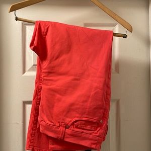 Pink chicos crop pants size 1.5 (approx. 10)